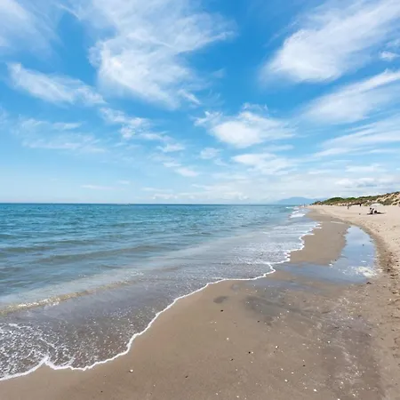 公寓 Stylish 2-bed With Large Terrace & Pool